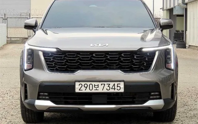 뉴쏘렌토R 중고차 더 뉴 쏘렌토 4세대 디젤 2.2 2WD 프레스티지 매물 사진 9 - 2024/05 58,872km