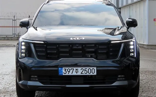 뉴쏘렌토R 중고차 더 뉴 쏘렌토 4세대 가솔린 2.5T 4WD 시그니처 그래비티 매물 사진 2 - 2025/03 13,611km